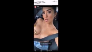 En xorgasmo Mira Video Porno de Karla Bustillos de puta en el carro para sus fans en xxxdominicano.com GRATIS y disfruta de un gran contenido XXX con las mejores Categorías y Etiquetas.