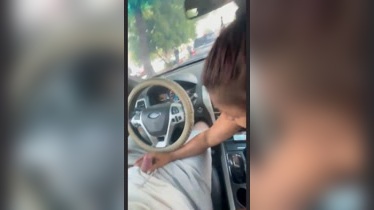 Soy Tú tiktoker Prepago hondureña Alejandra Velasquez dando mamada en coche por plata