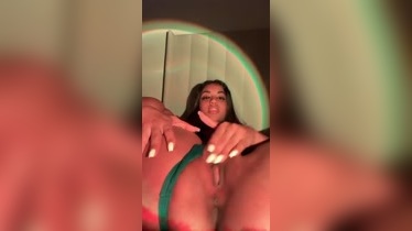 Morena Linda Jhulieth Diaz Que Rico Se toca